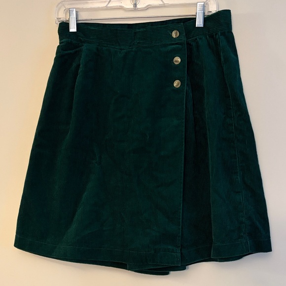 David Hollis Pants - Vintage David Hollis Women’s Green Academia 90s Preppy Corduroy Skort, size 16